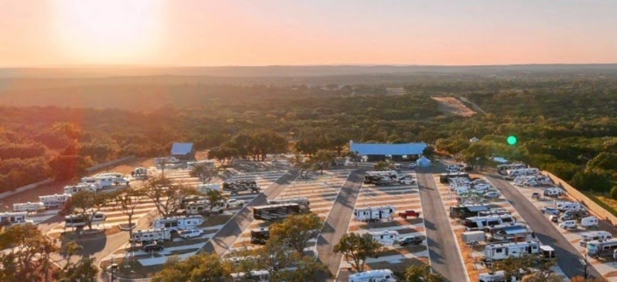 How to Save on Campgrounds and Resorts
