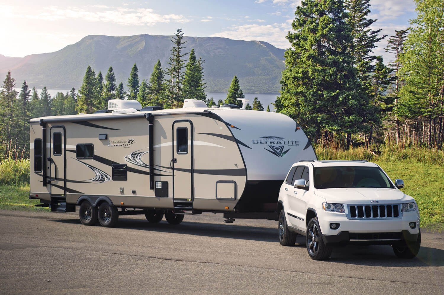 Ultra Lite pulled with Jeep Grand Cherokee